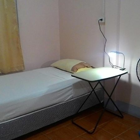 D'S Corner & Guesthouse Phuket Phòng bức ảnh