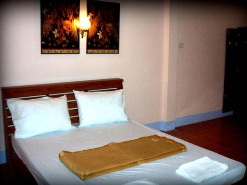 D'S Corner & Guesthouse Phuket Phòng bức ảnh