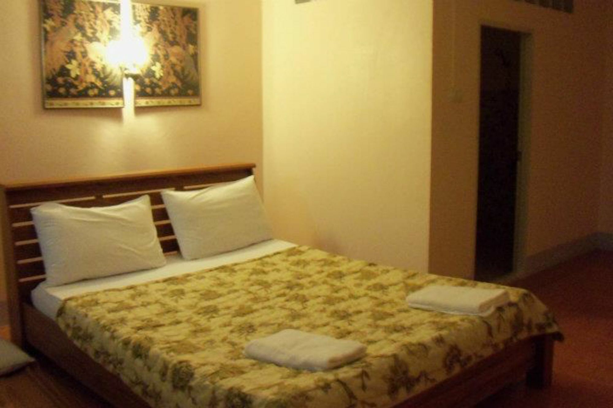 D'S Corner & Guesthouse Phuket Ngoại thất bức ảnh